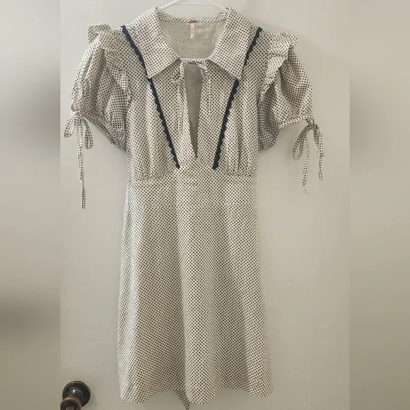 Free People Polka Dot Ruffle Sleeve Dress, Size Small Petite, Cotton. - Picture 1 of 9